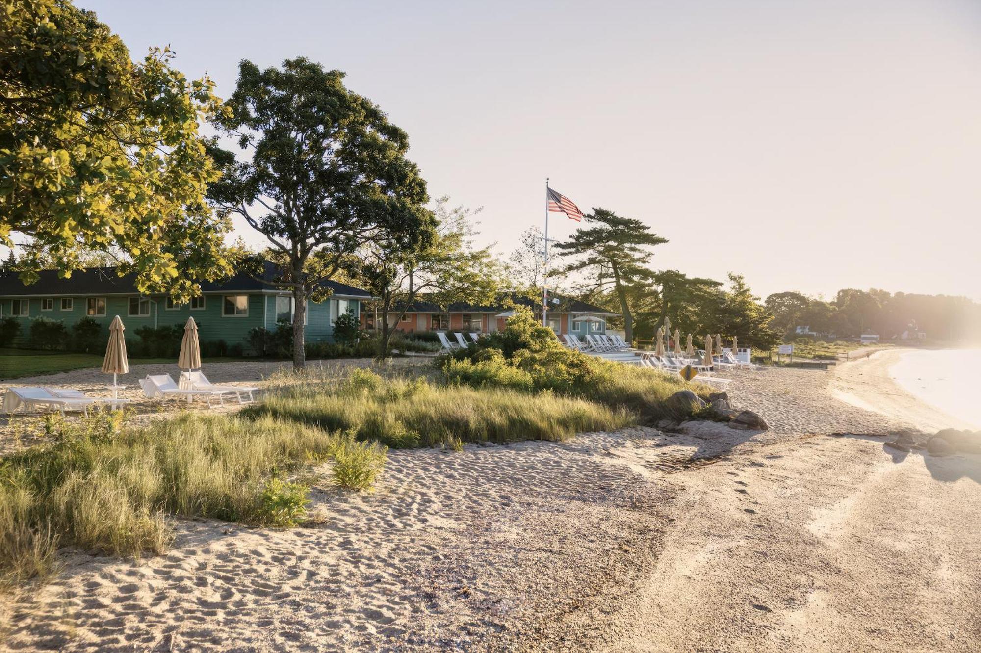 Silver Sands & Hotel Greenport