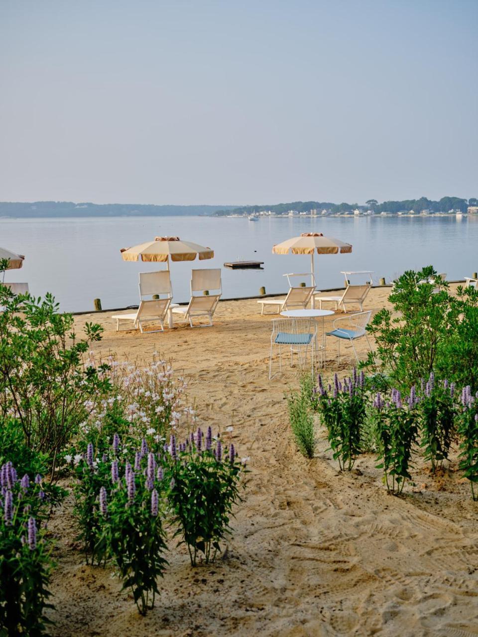 Silver Sands & Hotel