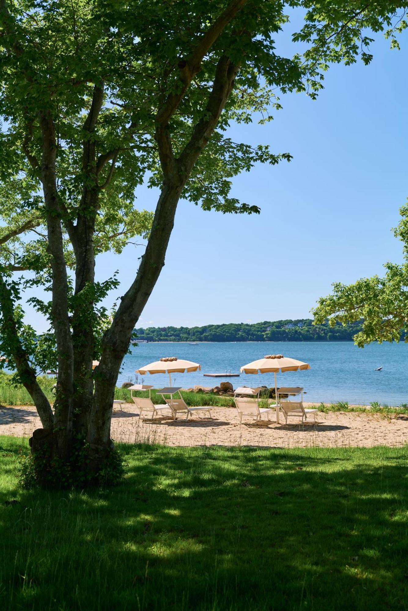 Silver Sands & 4* Greenport