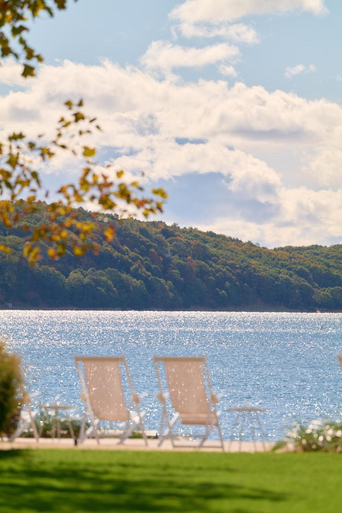 Hotel Silver Sands &