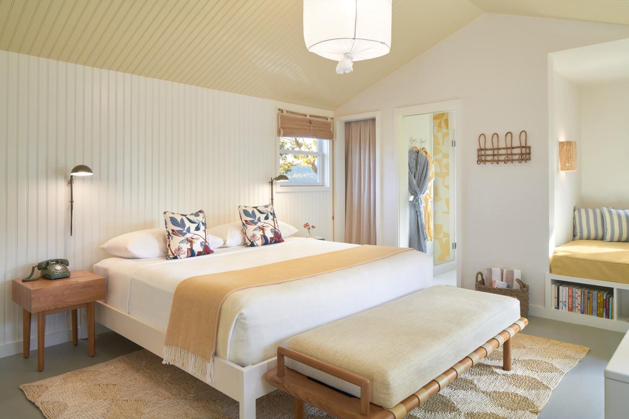 Silver Sands & 4* Greenport